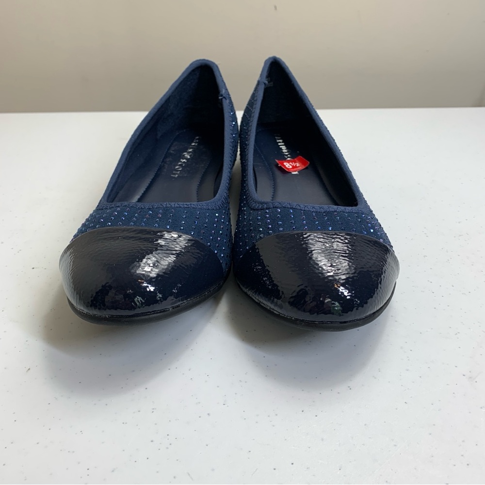 Karen Scott Womens Ambree Navy Toe Cap Slip On Shoes -size8.5 - Picture 12 of 13